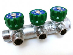 Коллектор FAR 3/4" x 1/2" х 3 выхода плоский под прокладку (FK 3821 3412ТР. фар) Коллектор FAR 3/4" x 1/2" х 3 выхода плоский под прокладку (FK 3821 3412ТР. фар)